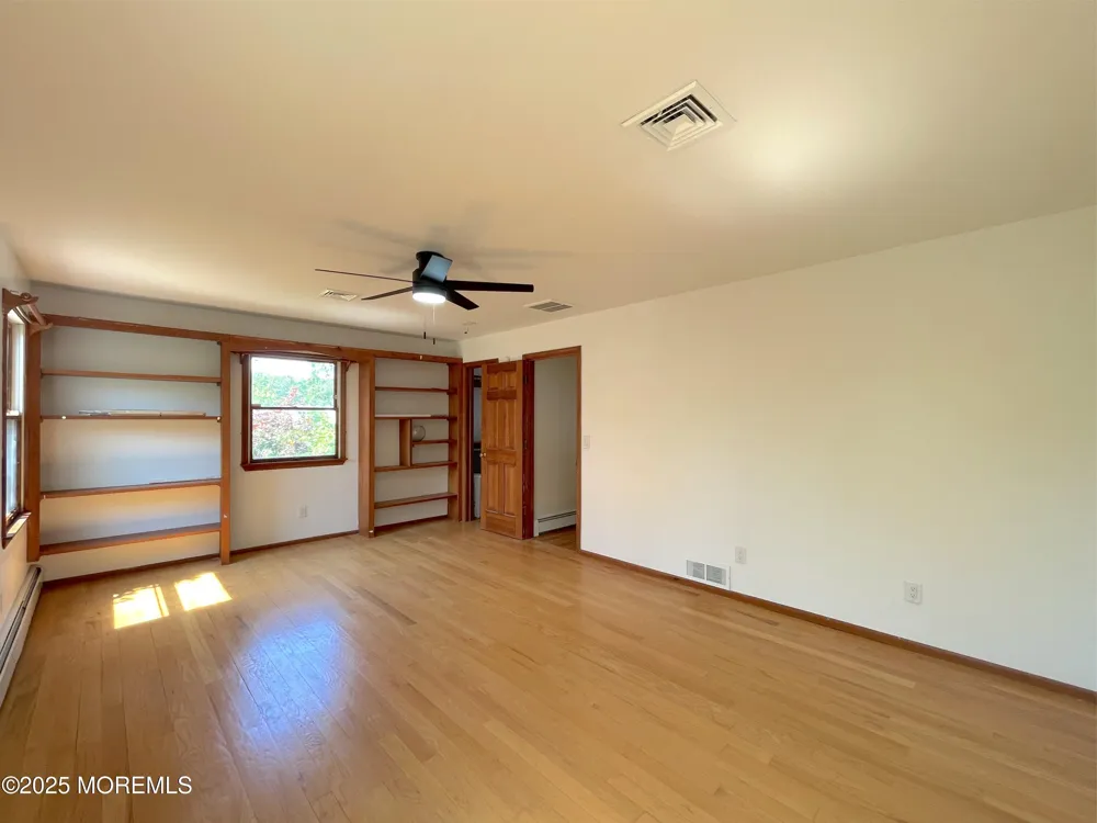 705 Princeton Road Lanoka Harbor, NJ 08734