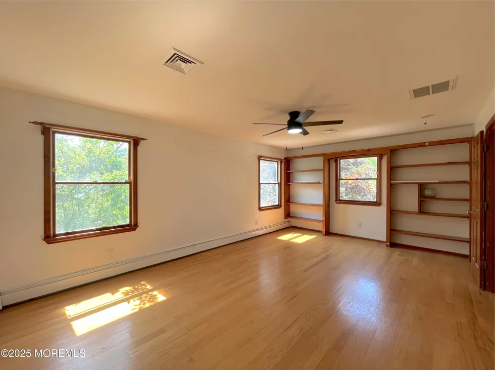 705 Princeton Road Lanoka Harbor, NJ 08734