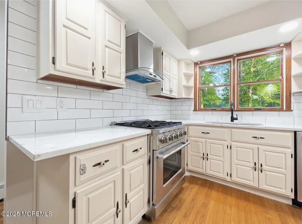 705 Princeton Road Lanoka Harbor, NJ 08734