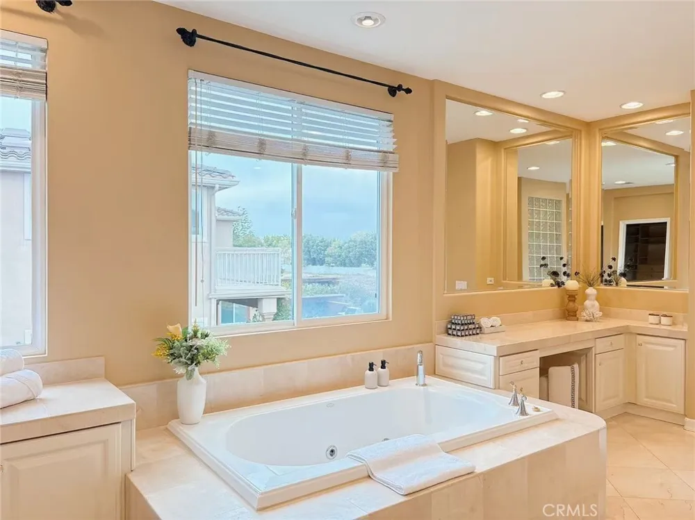 30 Sail View Rancho Palos Verdes, CA 90275