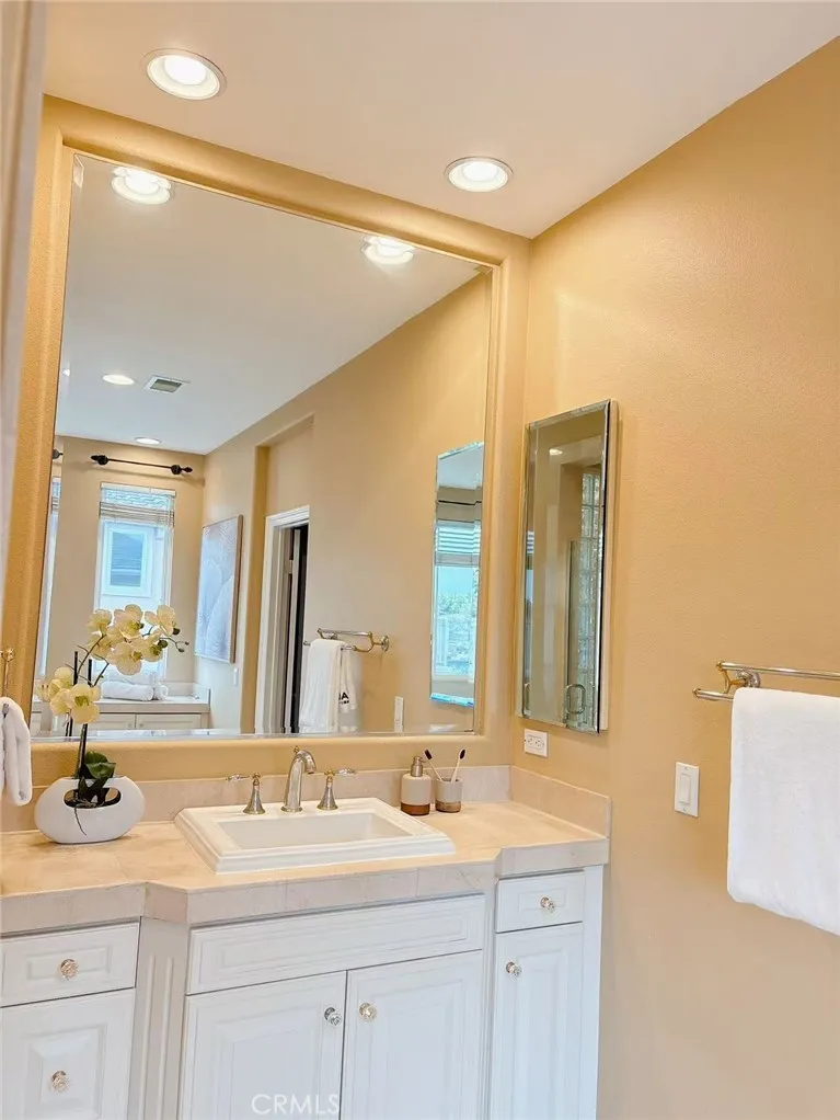 30 Sail View Rancho Palos Verdes, CA 90275