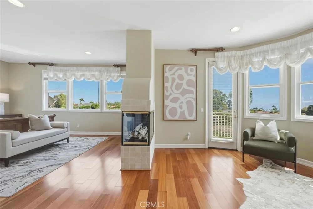30 Sail View Rancho Palos Verdes, CA 90275