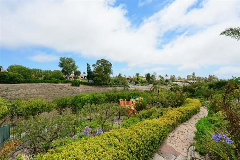 30 Sail View Rancho Palos Verdes, CA 90275