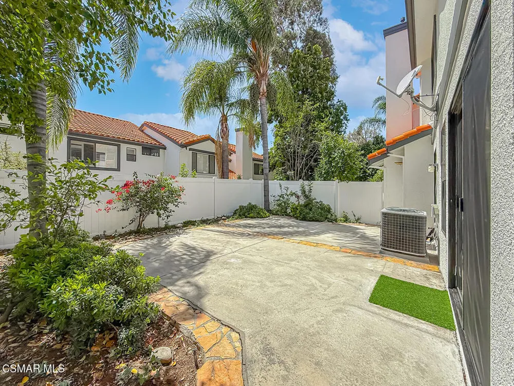 4786 Saltino Way Oak Park, CA 91377