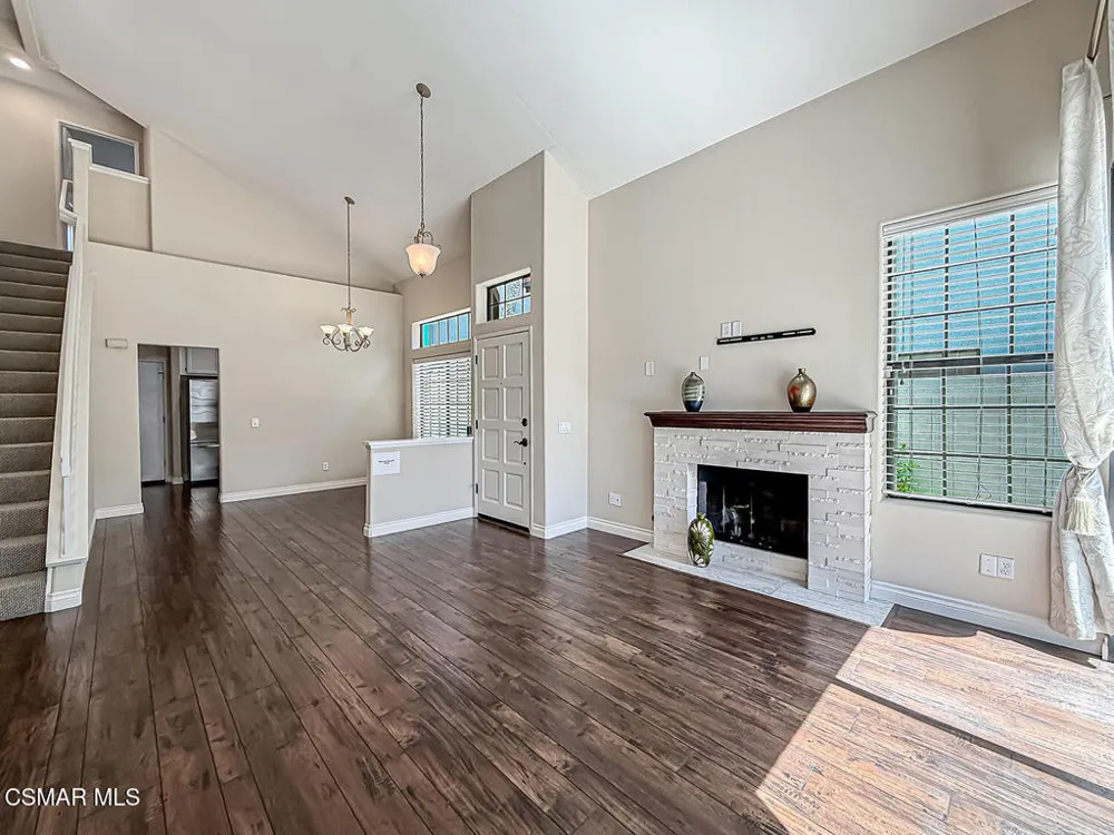 4786 Saltino Way Oak Park, CA 91377