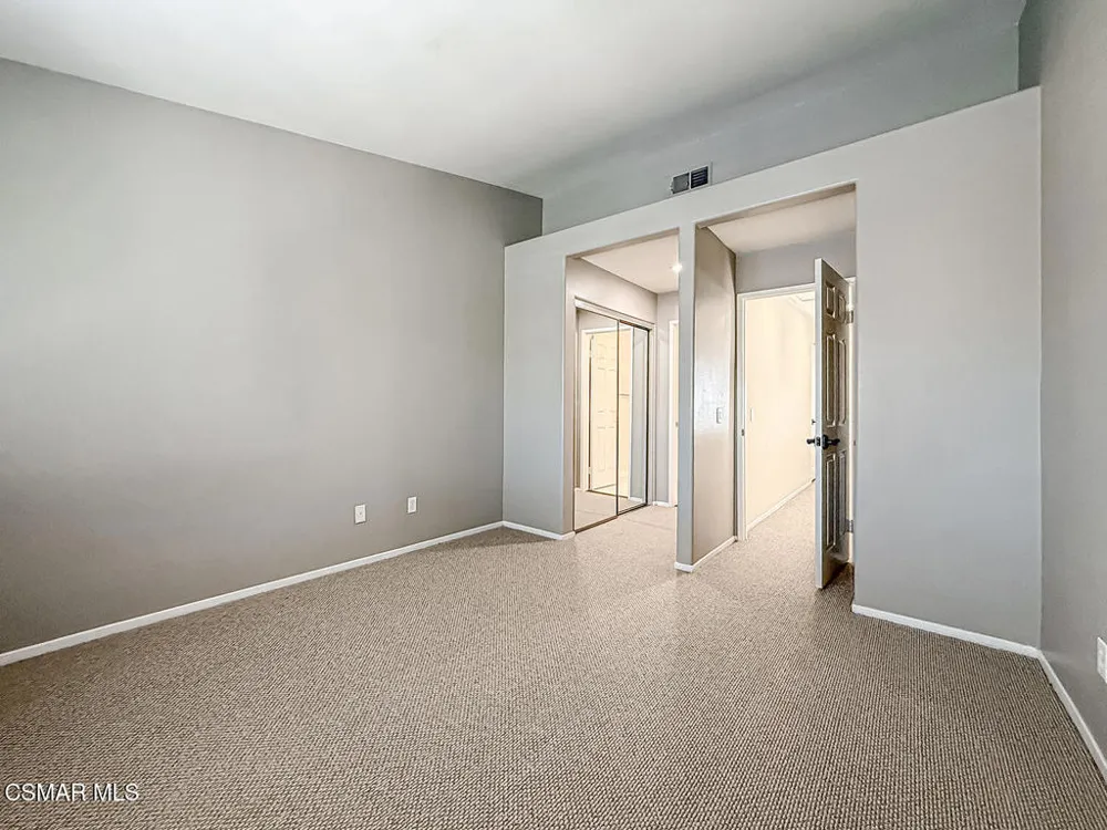 4786 Saltino Way Oak Park, CA 91377