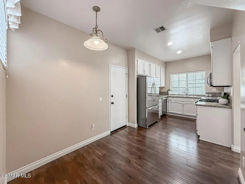 4786 Saltino Way Oak Park, CA 91377