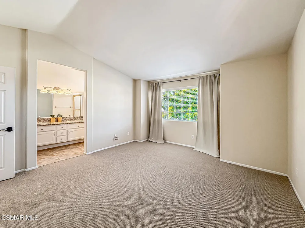4786 Saltino Way Oak Park, CA 91377