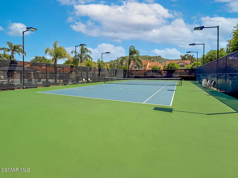 4786 Saltino Way Oak Park, CA 91377