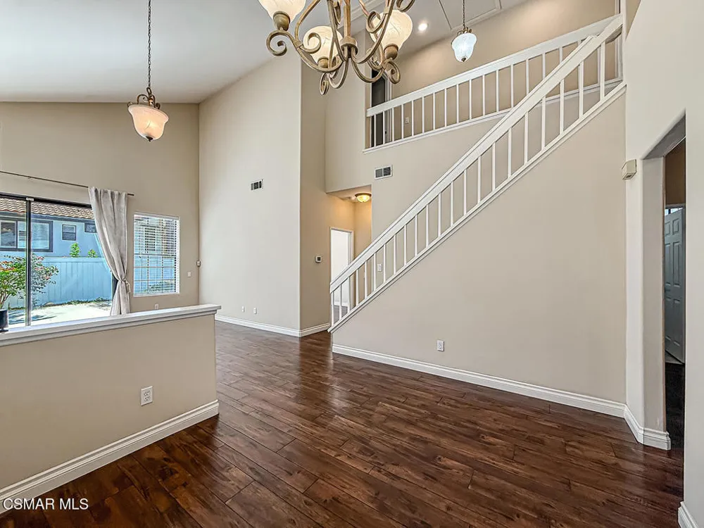 4786 Saltino Way Oak Park, CA 91377