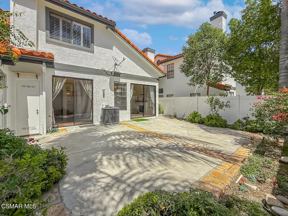 4786 Saltino Way Oak Park, CA 91377