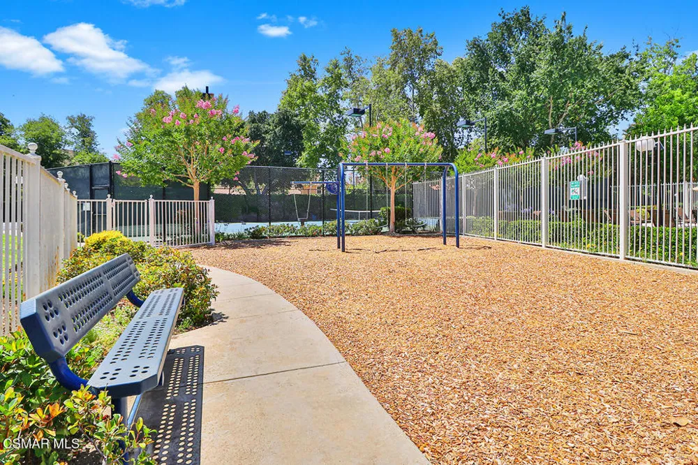 4786 Saltino Way Oak Park, CA 91377