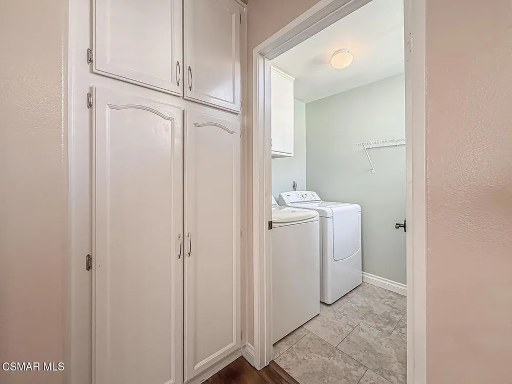 4786 Saltino Way Oak Park, CA 91377