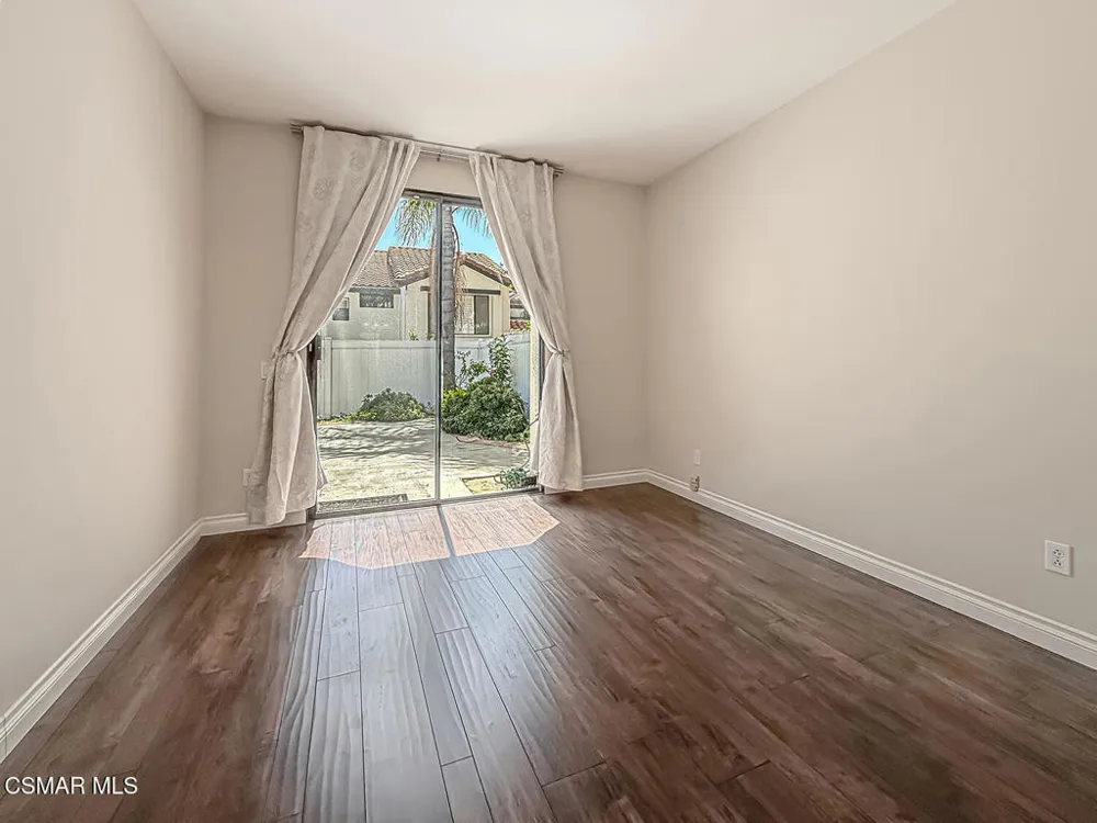 4786 Saltino Way Oak Park, CA 91377