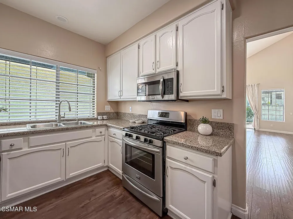 4786 Saltino Way Oak Park, CA 91377