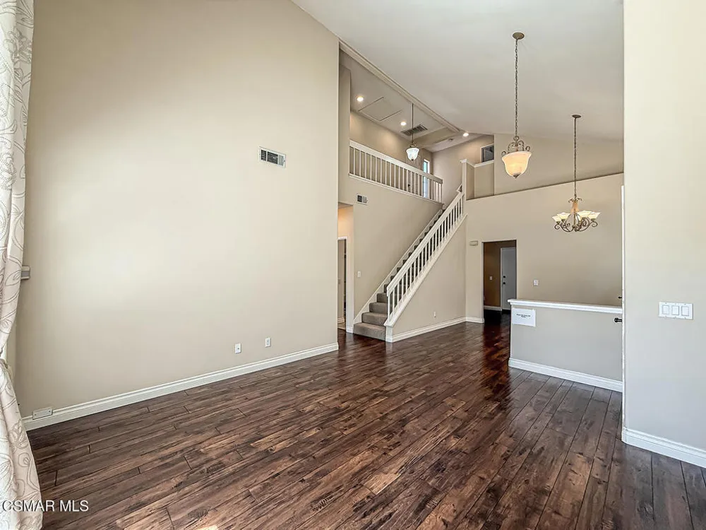 4786 Saltino Way Oak Park, CA 91377