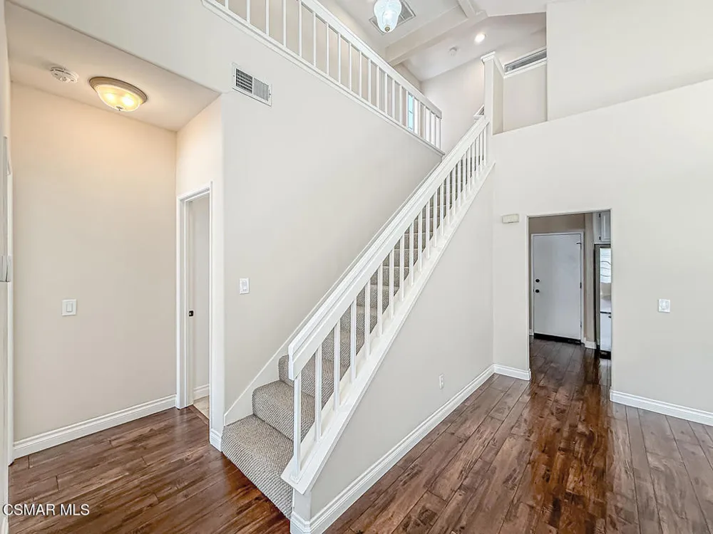 4786 Saltino Way Oak Park, CA 91377