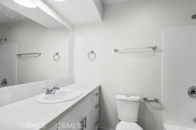 1002 Lombard Dr Redlands, CA 92374