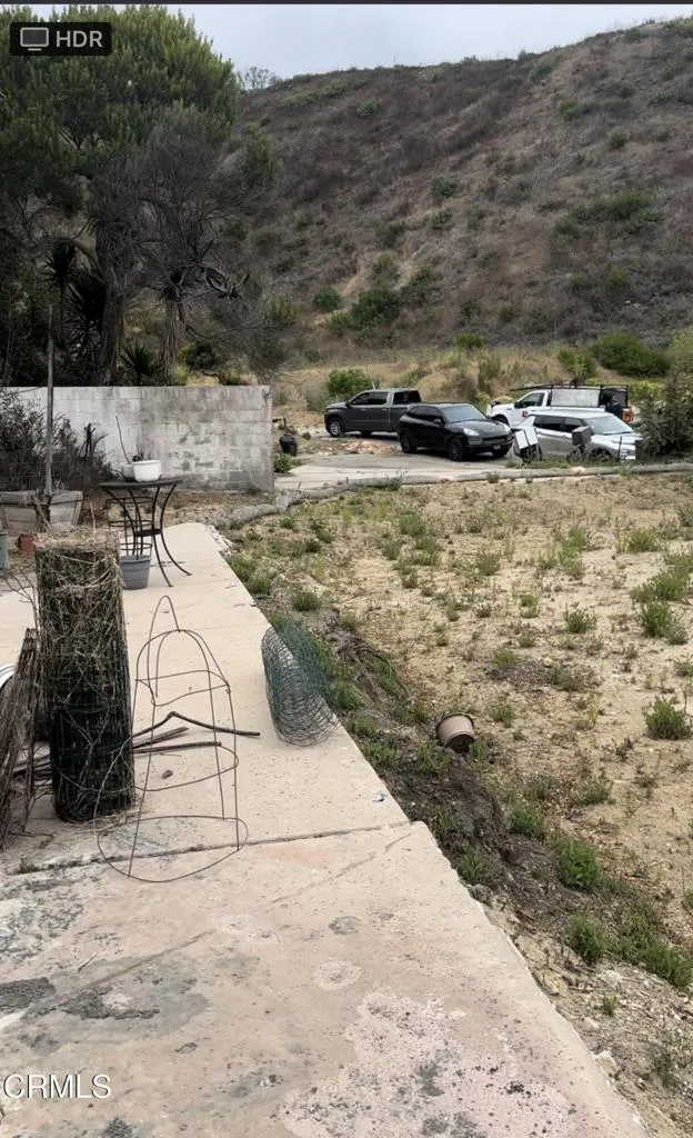 1231 Las Lomas Place Pacific Palisades, CA 90272