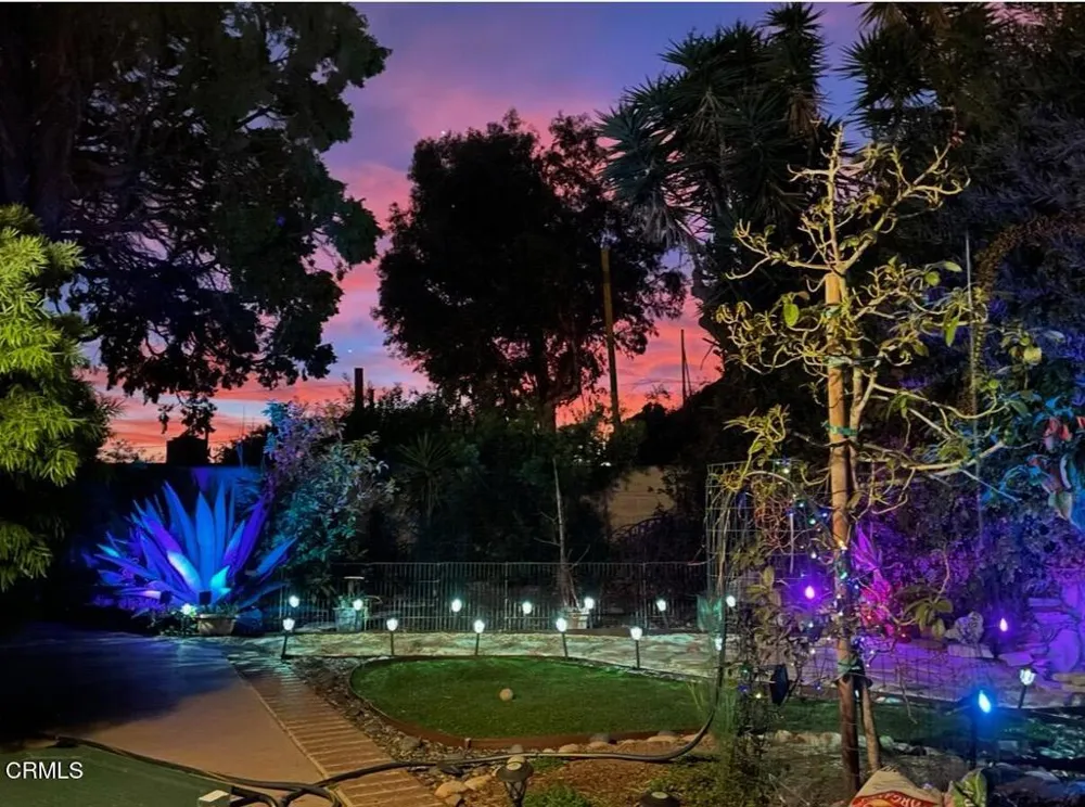 1231 Las Lomas Place Pacific Palisades, CA 90272