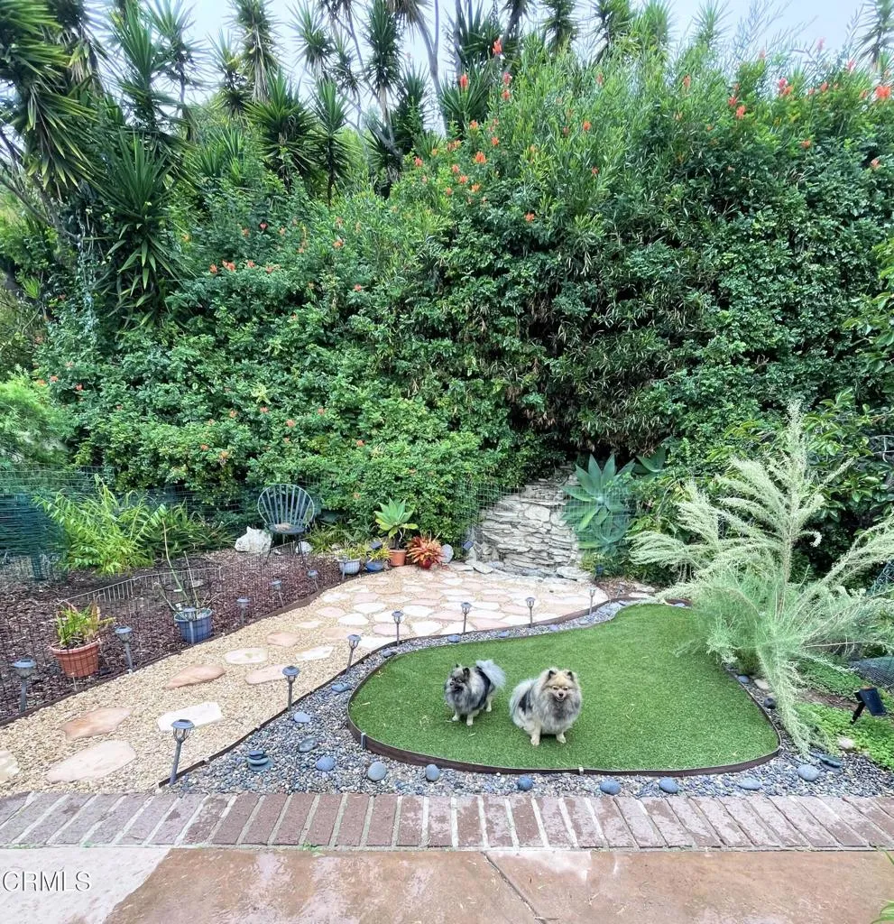 1231 Las Lomas Place Pacific Palisades, CA 90272