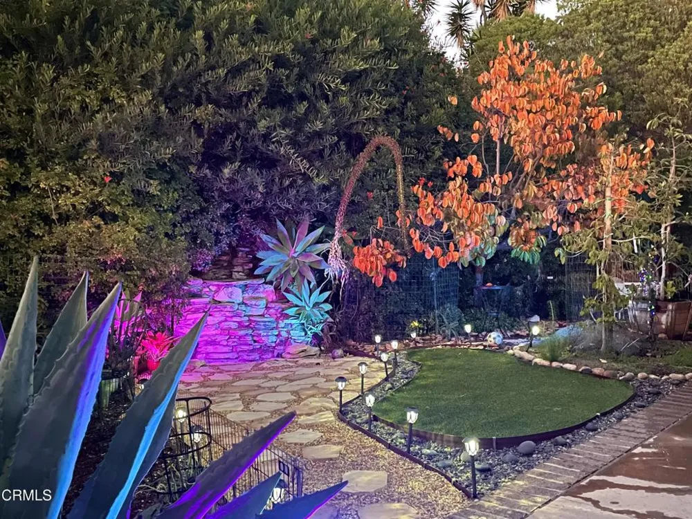 1231 Las Lomas Place Pacific Palisades, CA 90272