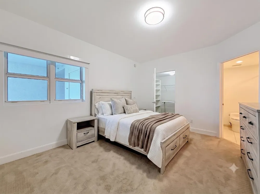 14951 Royal Oaks Lane #505 North Miami, FL 33181