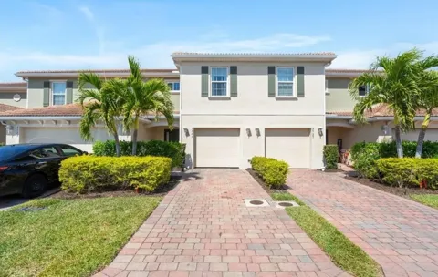 3725 Crofton Court