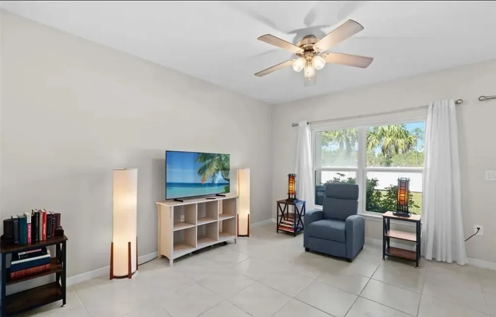 3725 Crofton Court Fort Myers, FL 33916