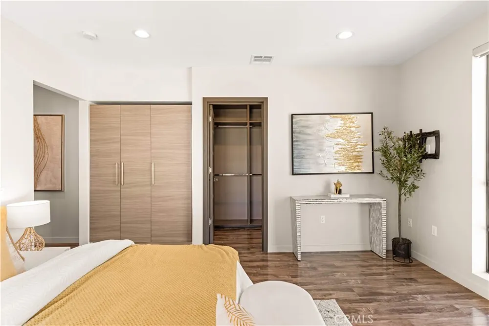 4485 Hazeltine Avenue #1 Sherman Oaks, CA 91423