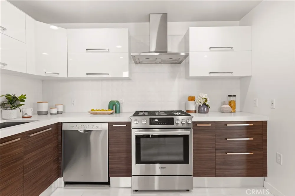 4485 Hazeltine Avenue #1 Sherman Oaks, CA 91423