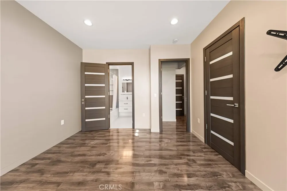4485 Hazeltine Avenue #1 Sherman Oaks, CA 91423
