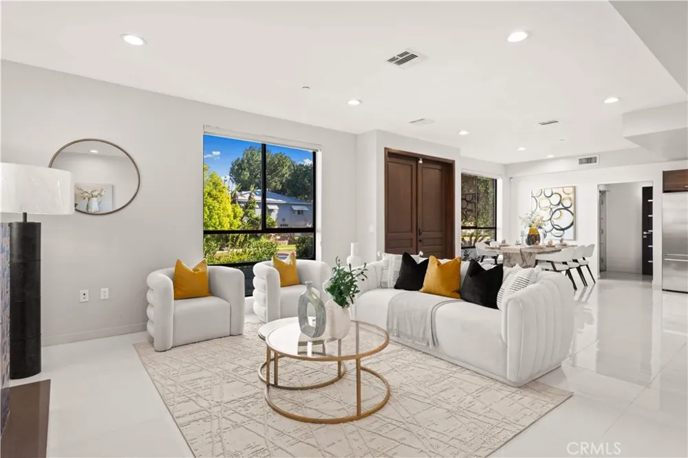 4485 Hazeltine Avenue #1 Sherman Oaks, CA 91423