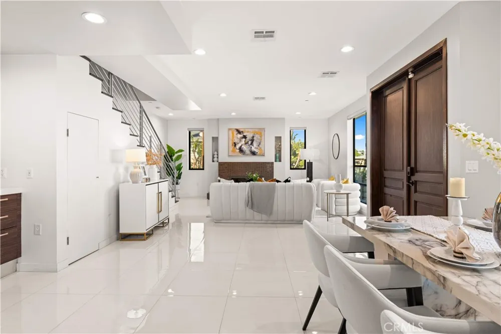 4485 Hazeltine Avenue #1 Sherman Oaks, CA 91423