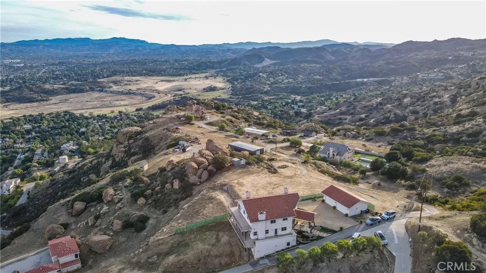 501 Thompson Avenue Chatsworth, CA 91311