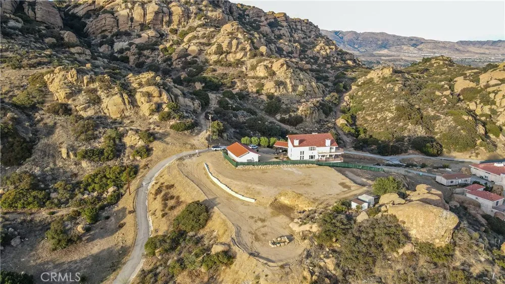 501 Thompson Avenue Chatsworth, CA 91311