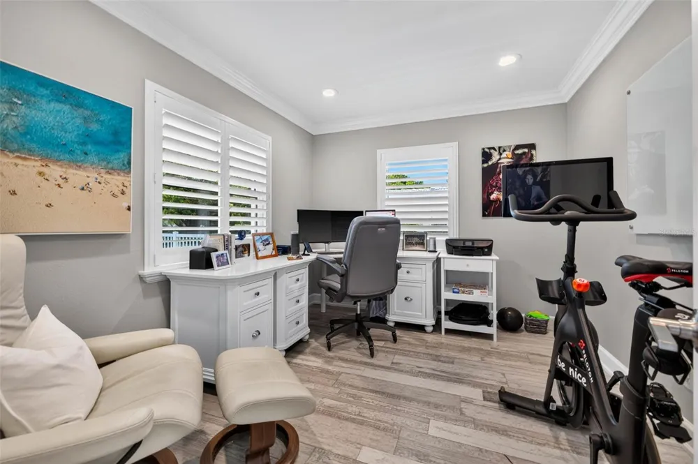 616 PINELAND AVENUE Belleair, FL 33756