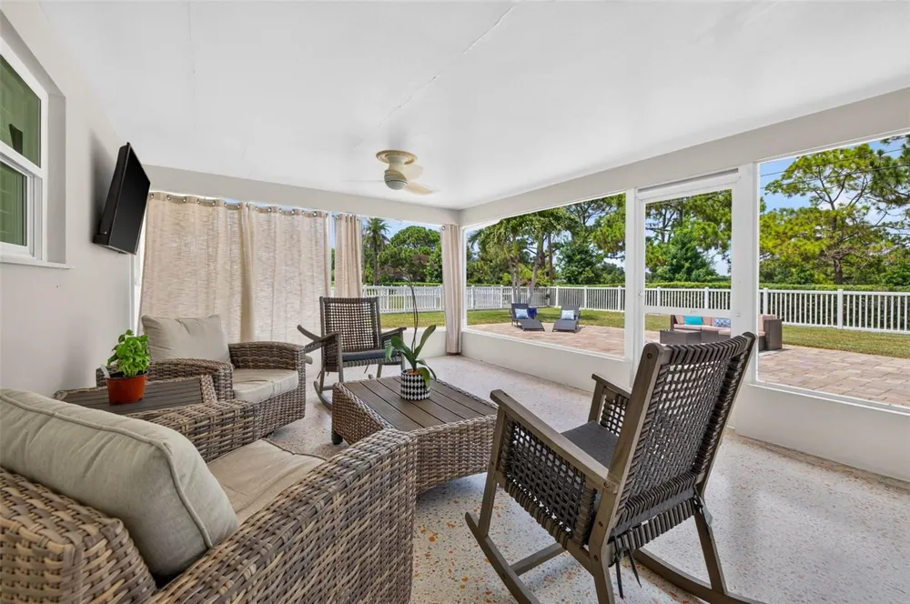616 PINELAND AVENUE Belleair, FL 33756