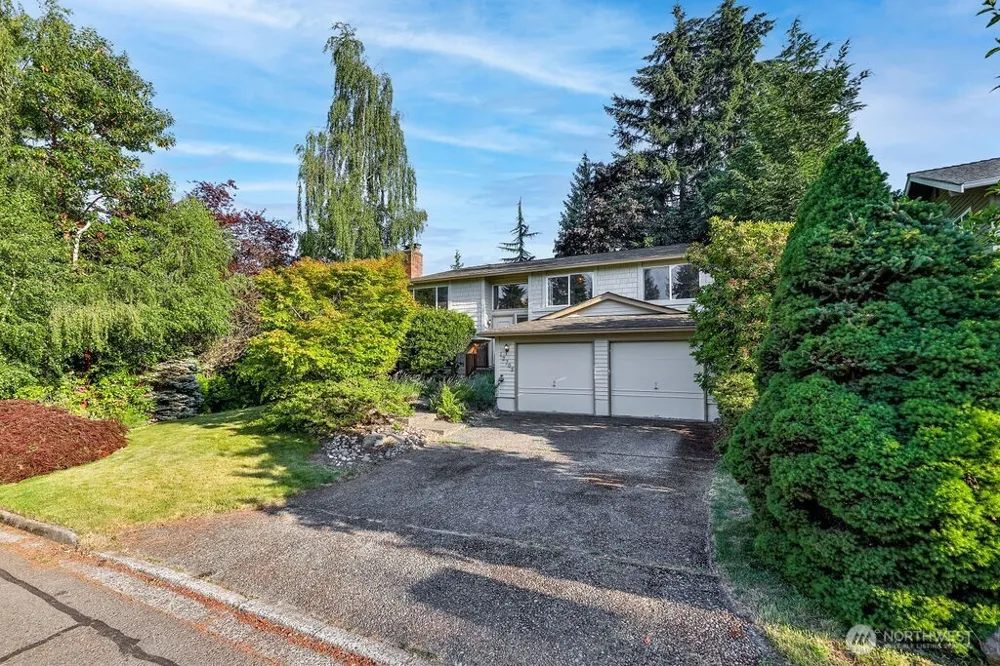 12705 SE 74th Street Newcastle, WA 98056