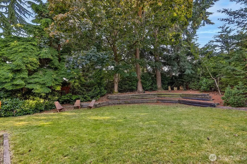 12705 SE 74th Street Newcastle, WA 98056