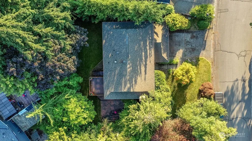 12705 SE 74th Street Newcastle, WA 98056