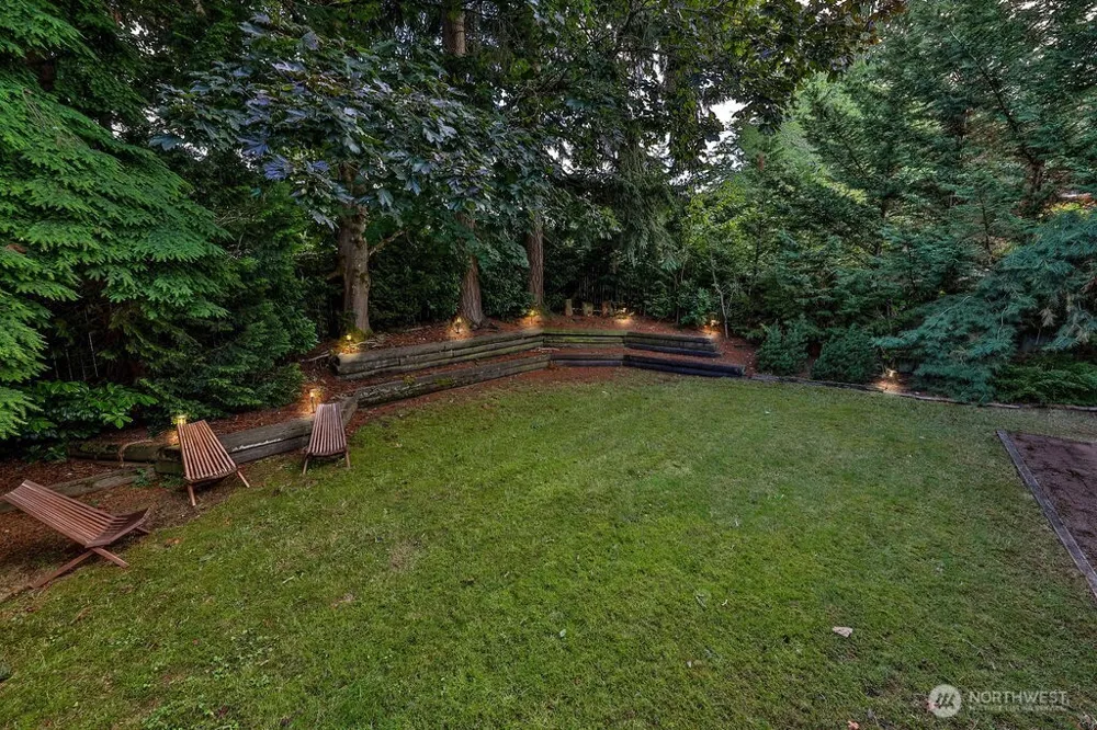 12705 SE 74th Street Newcastle, WA 98056