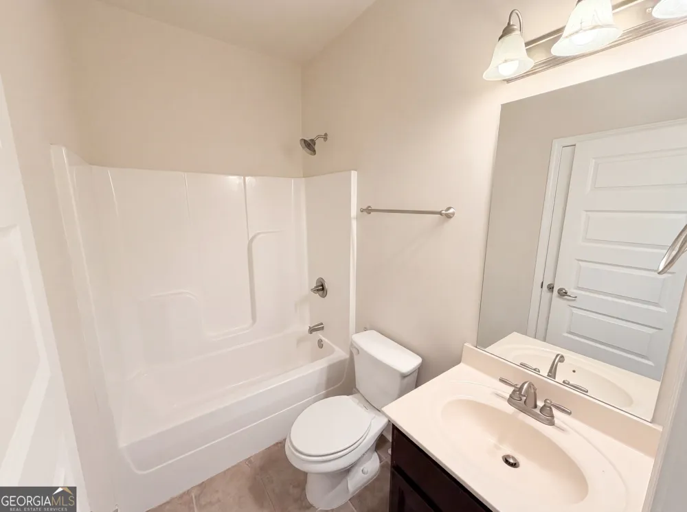 10555 Naramore LN Alpharetta, GA 30022