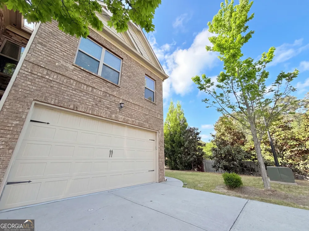 10555 Naramore LN Alpharetta, GA 30022