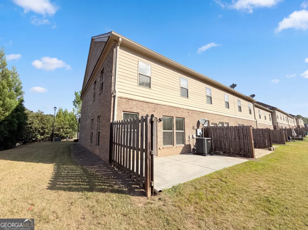 10555 Naramore LN Alpharetta, GA 30022