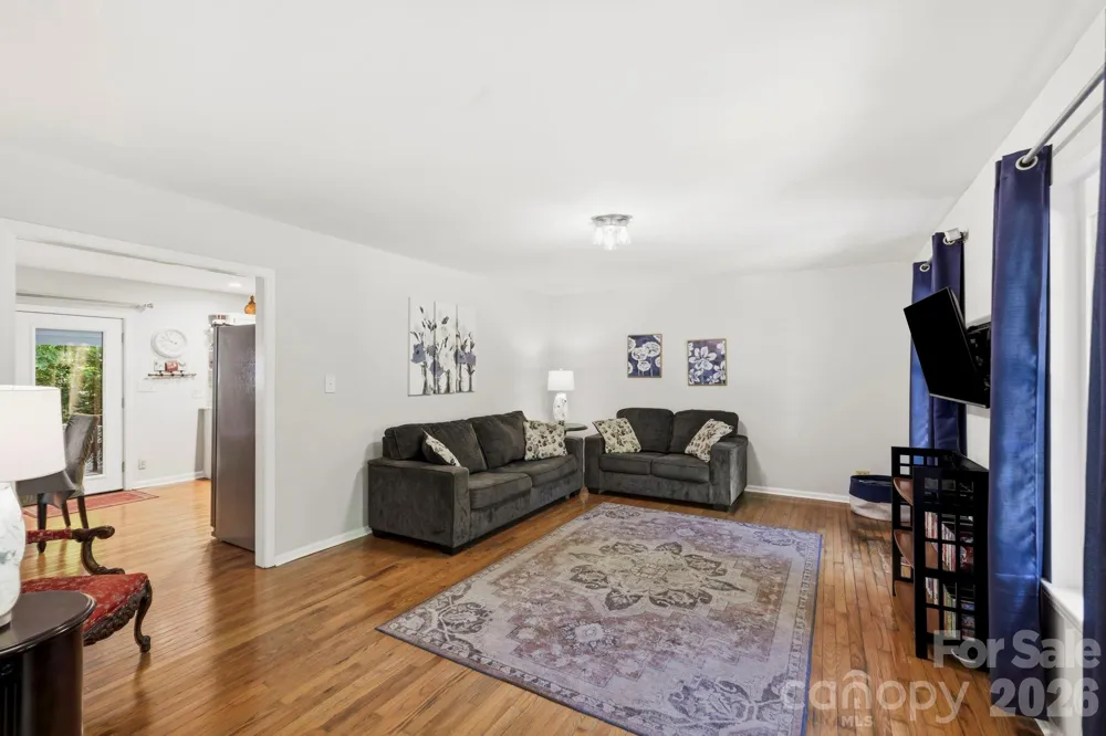 209 Mint Way Flat Rock, NC 28731