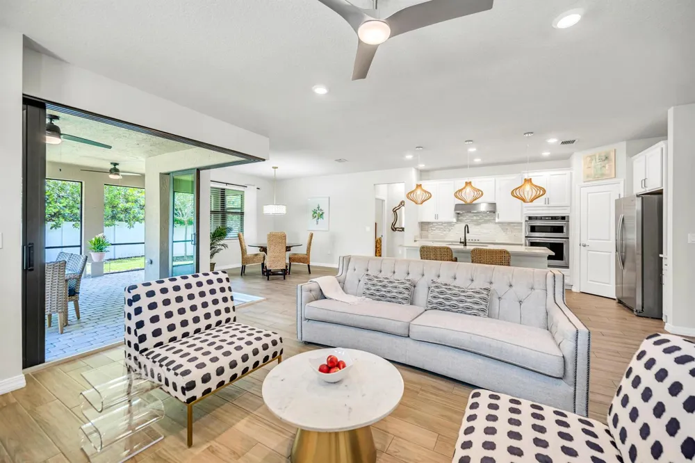 8028 NW 78th Street Tamarac, FL 33321
