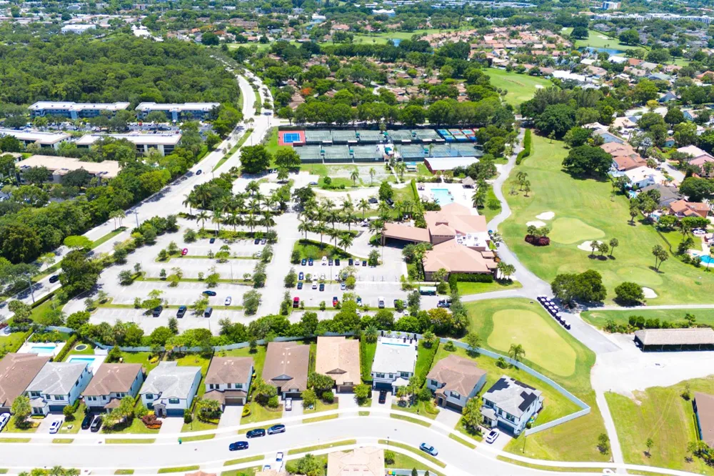 8028 NW 78th Street Tamarac, FL 33321