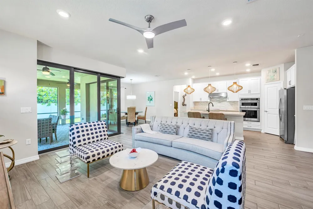 8028 NW 78th Street Tamarac, FL 33321