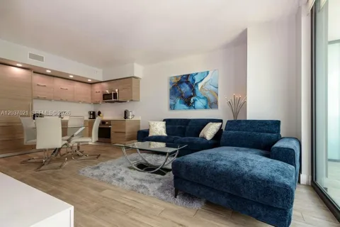 1300 S Miami Avenue #3908